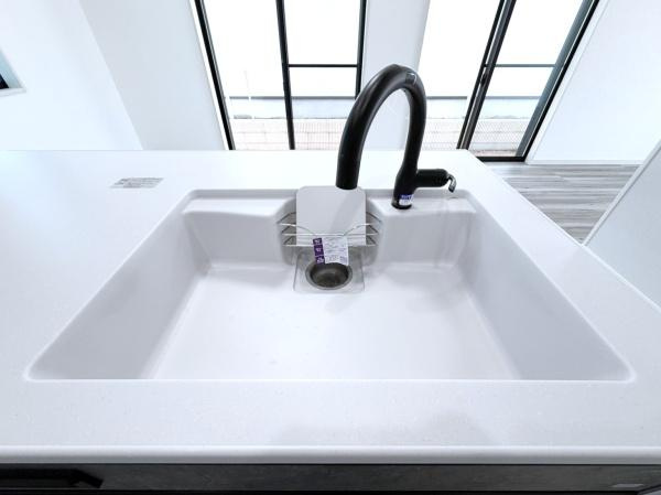 横浜市都筑区東山田４丁目の新築一戸建のキッチン