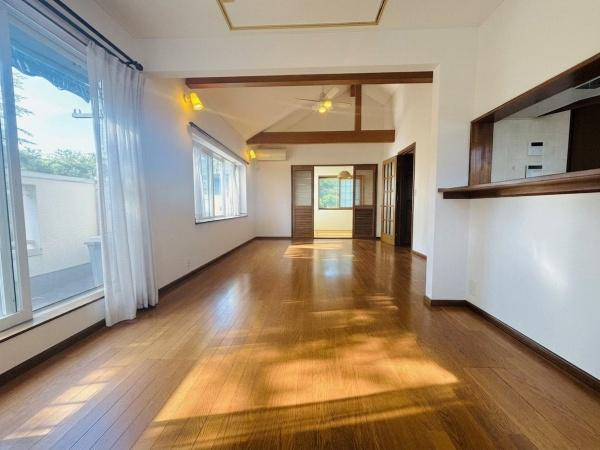 横浜市港北区高田西５丁目の中古一戸建の居間・リビング