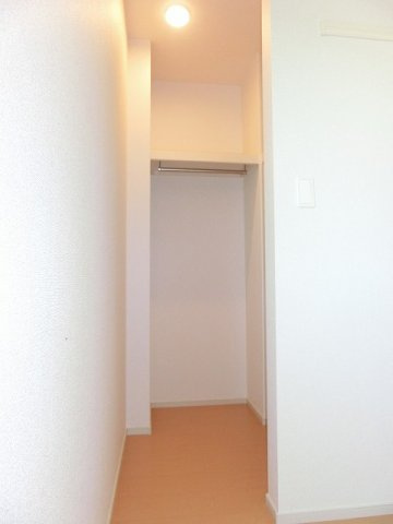 シェール・ベルⅠの収納|こまごまとしたものを収納できそうですね