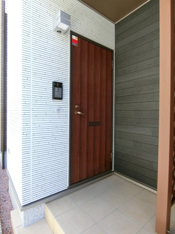 ヒカルサ米子Ⅱの玄関