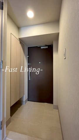 リビオメゾン御茶ノ水EASTの玄関