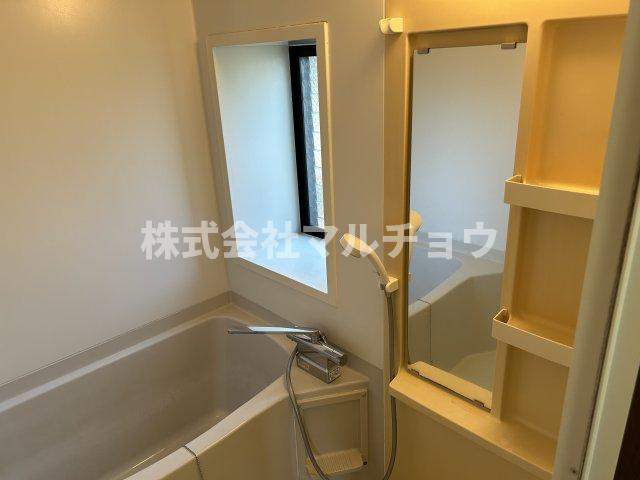 オーシャンシティの浴室|落ち着いた空間のお風呂です