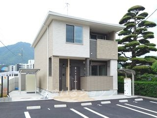 エミグランドＢ