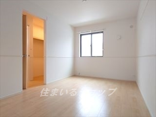エミグランドＢの寝室
