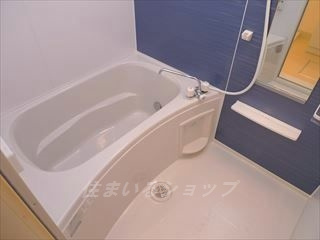 ガーデンハウスの浴室|追い焚き・浴室暖房乾燥機あり