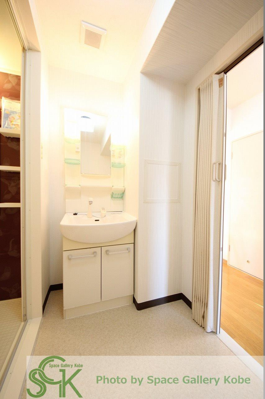 シャトラン高月の洗面所|※お部屋により仕様が異なる場合があります※