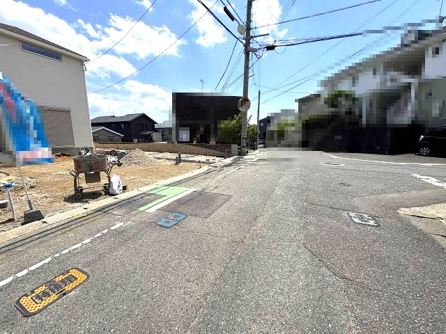 【その他】 | 福岡市東区若宮3丁目第23　1号棟（全2棟）【仲介手数料無料・0円】 | 現地写真。前面道路です。