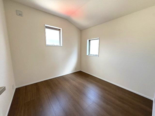 【子供部屋】 | 福岡市東区若宮3丁目第23　1号棟（全2棟）【仲介手数料無料・0円】 | 現地写真。