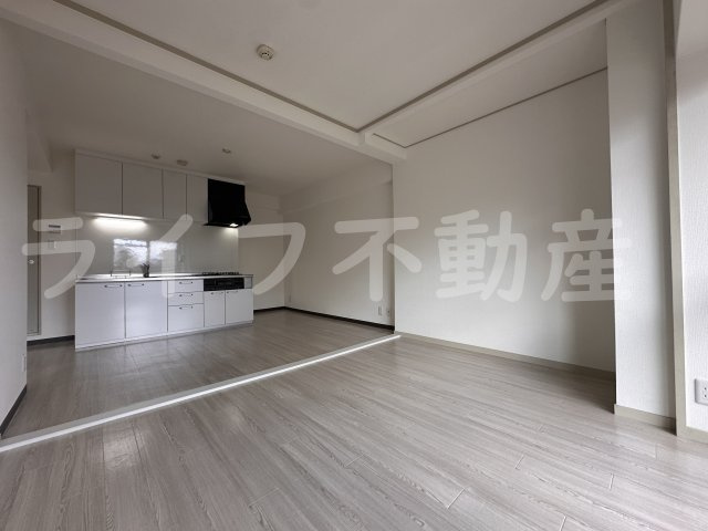 ハイツ森ノ宮の居間・リビング|おしゃれな居間です