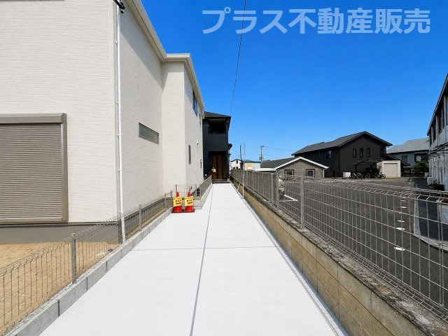 【外観】 | 福岡市東区若宮3丁目第23　2号棟（全2棟）【仲介手数料無料・0円】 | 現地写真。同じ物件を見るなら、プラス不動産販売にお任せ下さい。