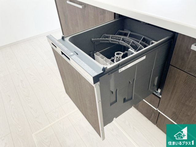 宇治市羽拍子町　第3期　新築一戸建てのその他|食事後の一仕事、食器洗いをボタン一つでお任せできちゃいます！