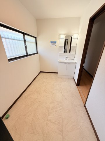 筑後市水田　中古戸建の脱衣所
