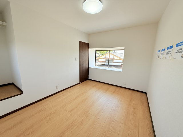 筑後市水田　中古戸建の洋室