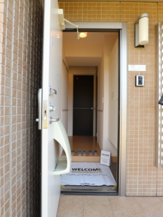 プラシデスB棟の玄関|ゆったりとした玄関です