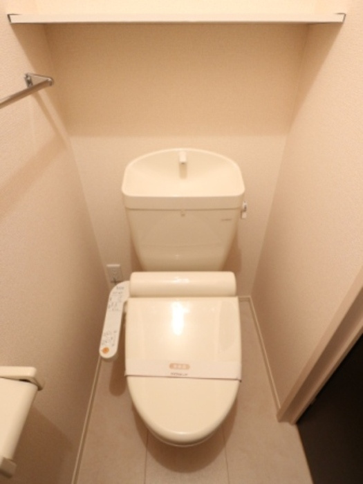 プラシデスB棟のトイレ|清潔感のあるトイレです