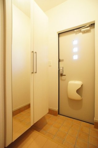 アンシャンテⅡの玄関
