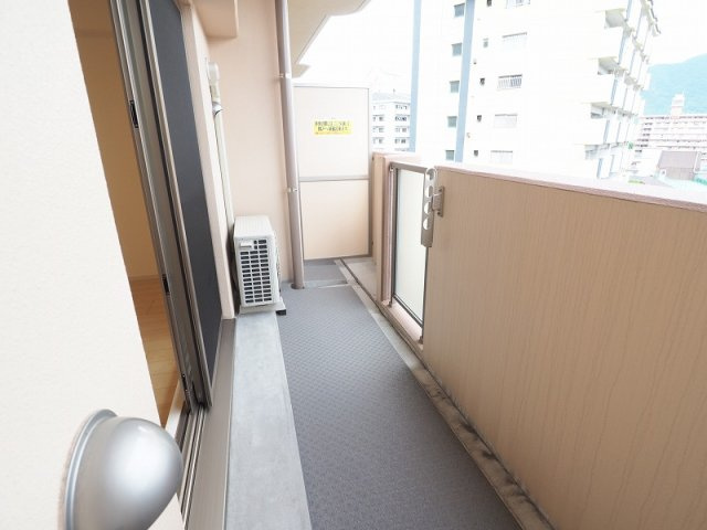 【バルコニー】 | グラーツィア畠中 | 陽当たり良好なバルコニーです