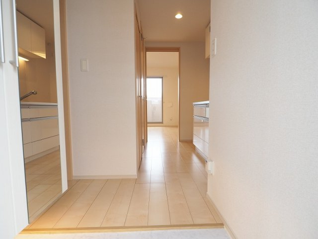 【玄関】 | グラーツィア畠中 | 毎日通る玄関はこちらです