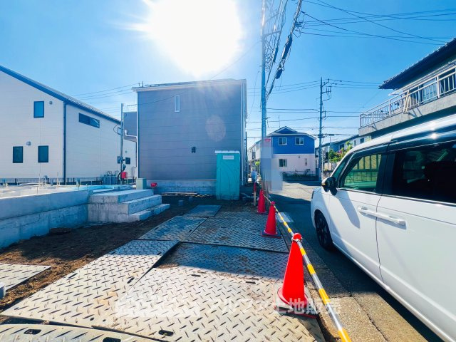 ~武蔵村山残堀3棟~ Newly built houseの前面道路含む現地写真|【Blue sky】
◆青空に包まれて◆ベランダから望む紺碧の空。外を眺め時を忘れるなんて、ひさしかたぶりだろうか。こんなにも広く美しい情景が我が家にも広がっているなんて。こんな時間を大切にしたい。
