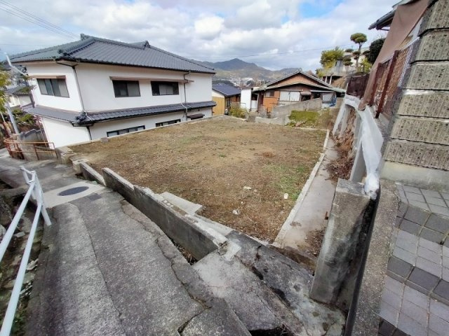峰坂町土地の外観|南東側から
