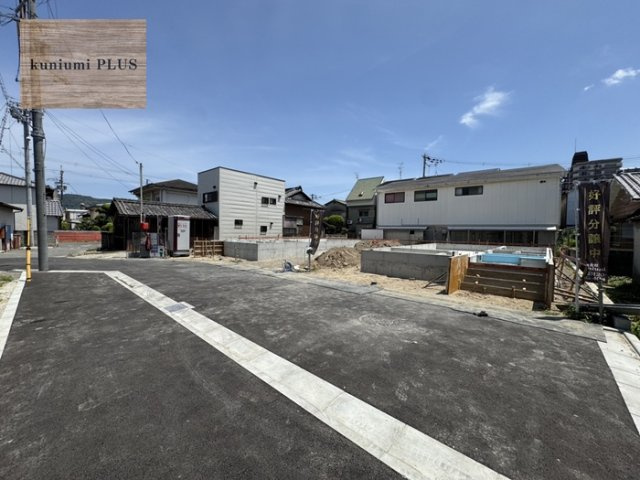 門真市江端町　2号棟の前面道路含む現地写真