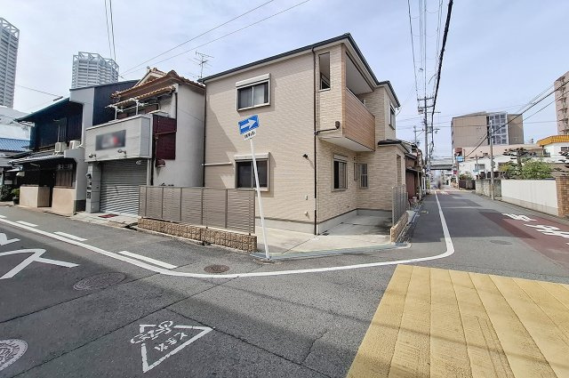 泉大津市旭町の前面道路含む現地写真|前面道路を含む外観