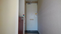 収納もある玄関です