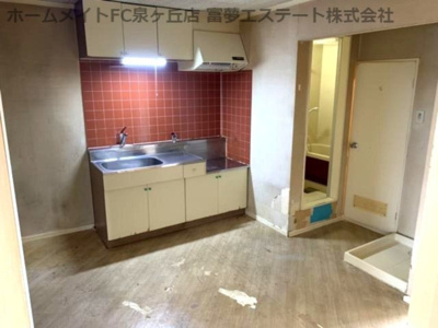 【居間・リビング】 | メゾンラフォーレⅡ | ※反転タイプのお部屋の写真