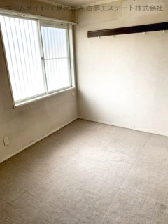 【居間・リビング】 | メゾンラフォーレⅡ | ※反転タイプのお部屋の写真