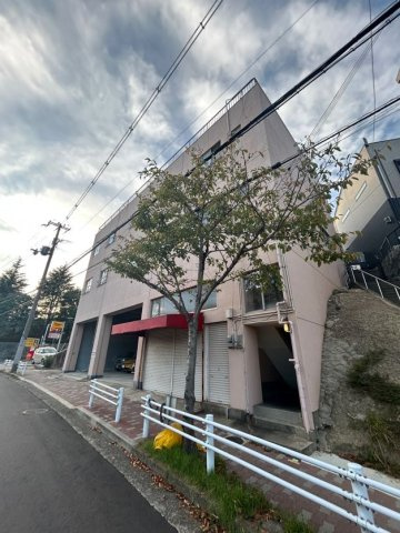 谷岡マンションの外観|外観は落ち着いています