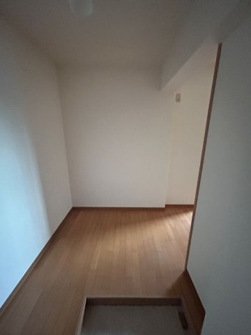 谷岡マンションの玄関|落ち着いた玄関です