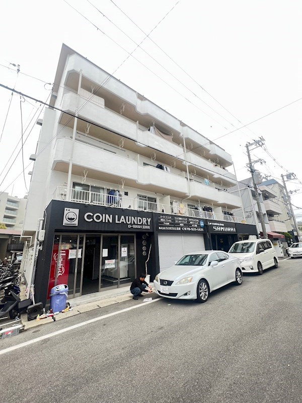 シルフィード・ドゥ・ARATAの外観