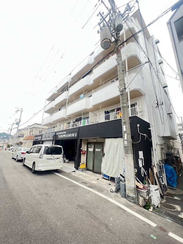 シルフィード・ドゥ・ARATAの外観