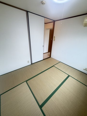 キャピタルマンションの和室