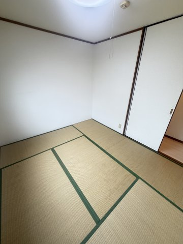 キャピタルマンションの和室
