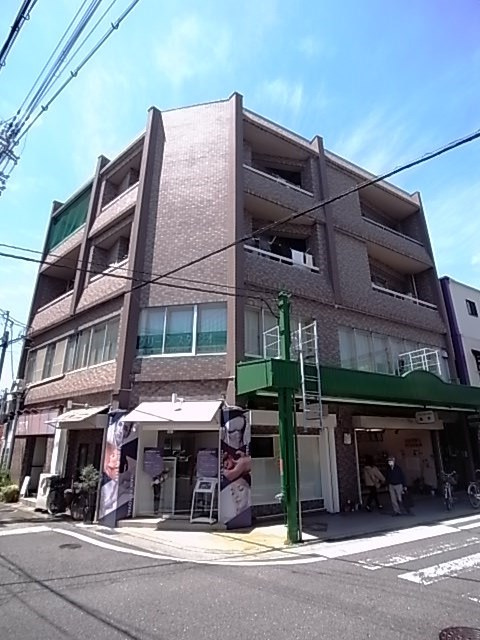 奥野ビルの外観