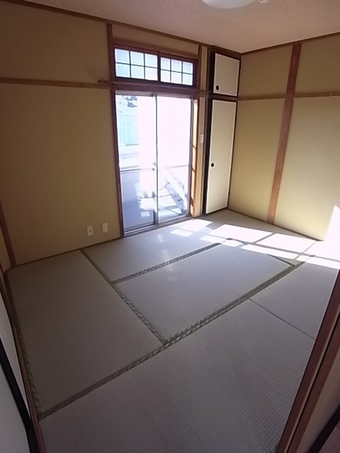 奥野ビルの寝室