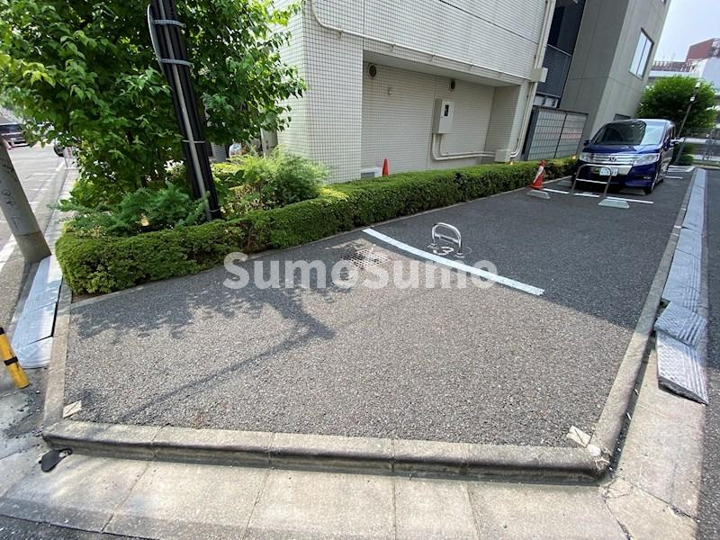 パークアクシス渋谷神南の駐車場