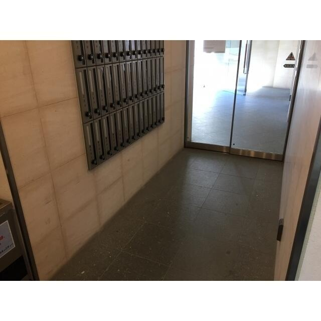 コンフォリア用賀のロビー