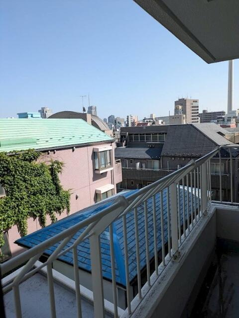 常盤松ロイアルハイツのバルコニー