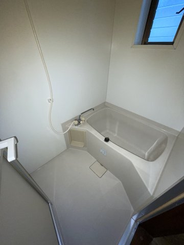 嶋田ハイツの浴室