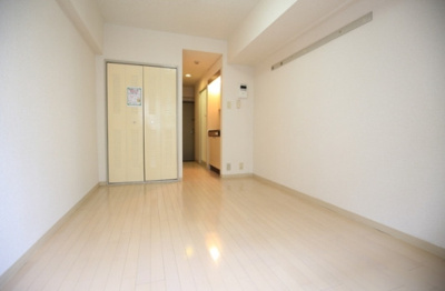 【居間・リビング】 | 日興パレス伊勢佐木町北パートⅢ | 同建物別部屋参考