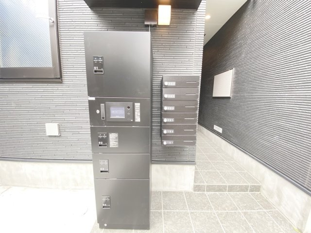 礎レジデンス小岩のその他共用部分|宅配ボックス完備☆
