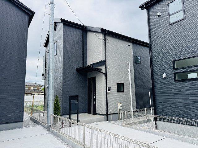 八王子市　上壱分方町　新築一戸建て　１８期の外観|～控除や減税で優遇の長期優良住宅　全棟南向き　2台駐車可能カースペース付き～