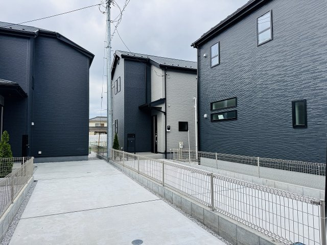 八王子市　上壱分方町　新築一戸建て　１８期の外観|～控除や減税で優遇の長期優良住宅　全棟南向き　2台駐車可能カースペース付き～