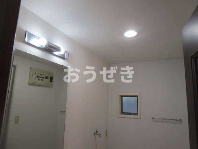 名瀬邸の玄関