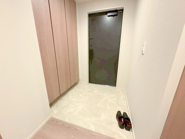 ジオタワー宝塚グランレジスＴｈｅＮｏｒｔｈの玄関