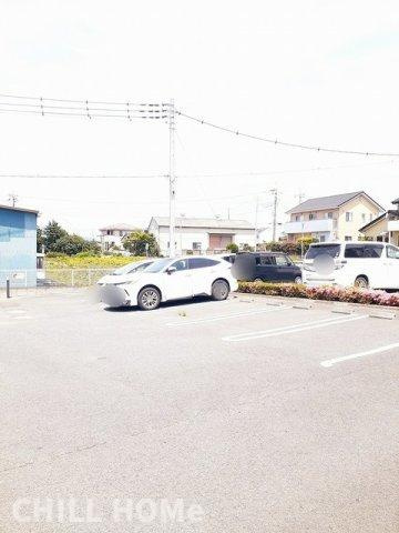 エレナメゾンＡの駐車場|当社、チルホームのHPもご覧ください(^^)/物件情報多数♪