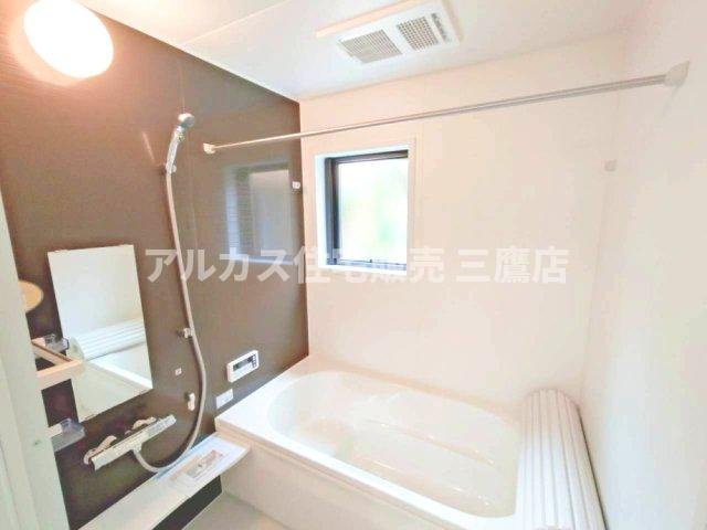 【内覧動画公開中！】府中市多磨町2丁目 西武多摩川線 多磨駅 新築戸建の浴室
