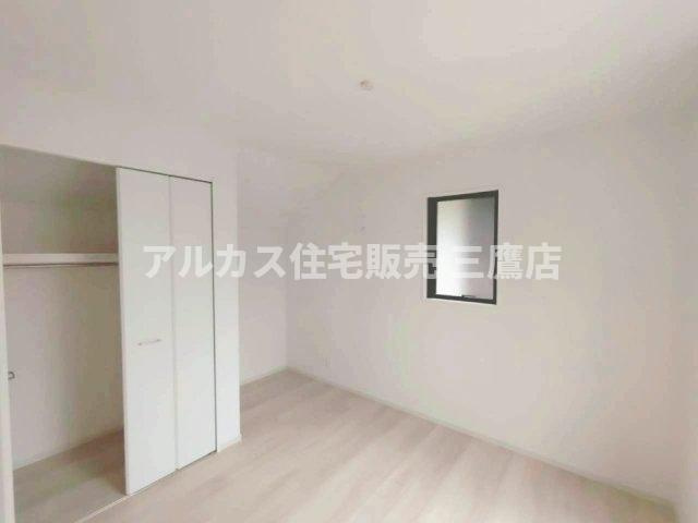 【内覧動画公開中！】府中市多磨町2丁目 西武多摩川線 多磨駅 新築戸建の洋室